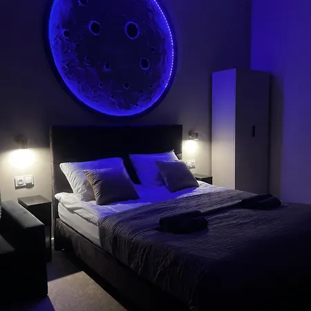 Moon Apartment